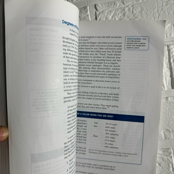 Principles of Criminal Law, 7th edition
Published by Pearson, Roberson O'Reilley - Picture 7 of 8